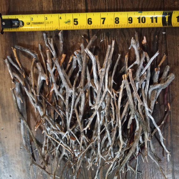 30 thin gray brown manzanita sticks branch aquarium terrarium vivarium crafts - Picture 3 of 3